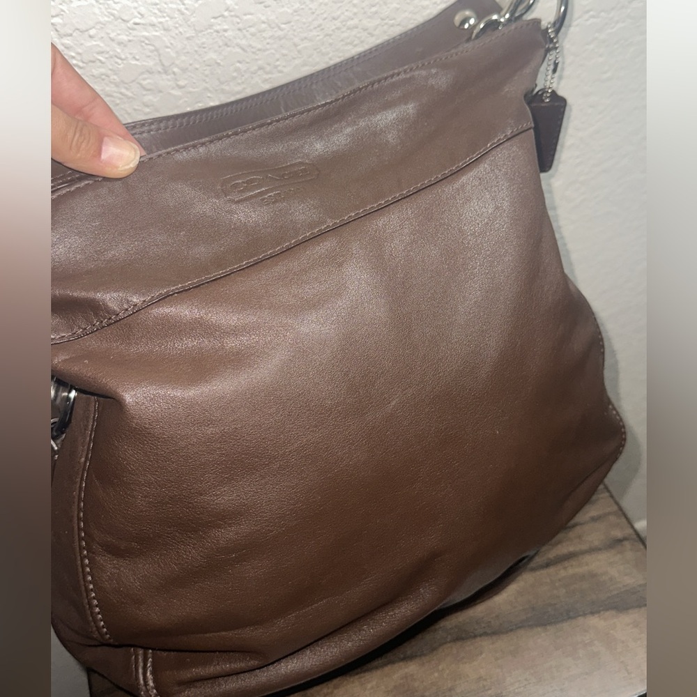 Coach Zoe Hobo Brown Shoulder Handbag - Picture 4 of 8